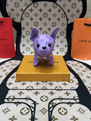 LOUIS VUITTON キーホルダー 紫 Regal & Refined: Purple Louis Vuitton Dog Plush Key Chain | eBay