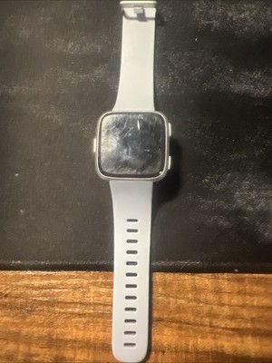 Fitbit Versa Smart Watch - With Games Installed