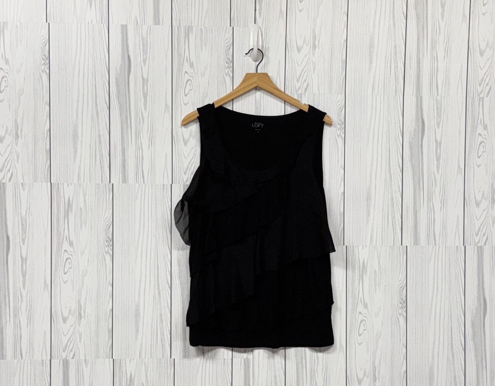 Ann Taylor LOFT sleeveless top womens size extra large black ruffle stretch