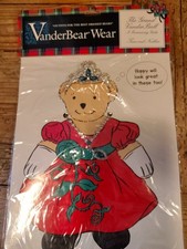 muffy vanderbear and hoppy wear tiara and necklace, nos