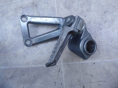 1996 Kawasaki ZX600 ZX6R Ninja K765-1) left and right rear foot