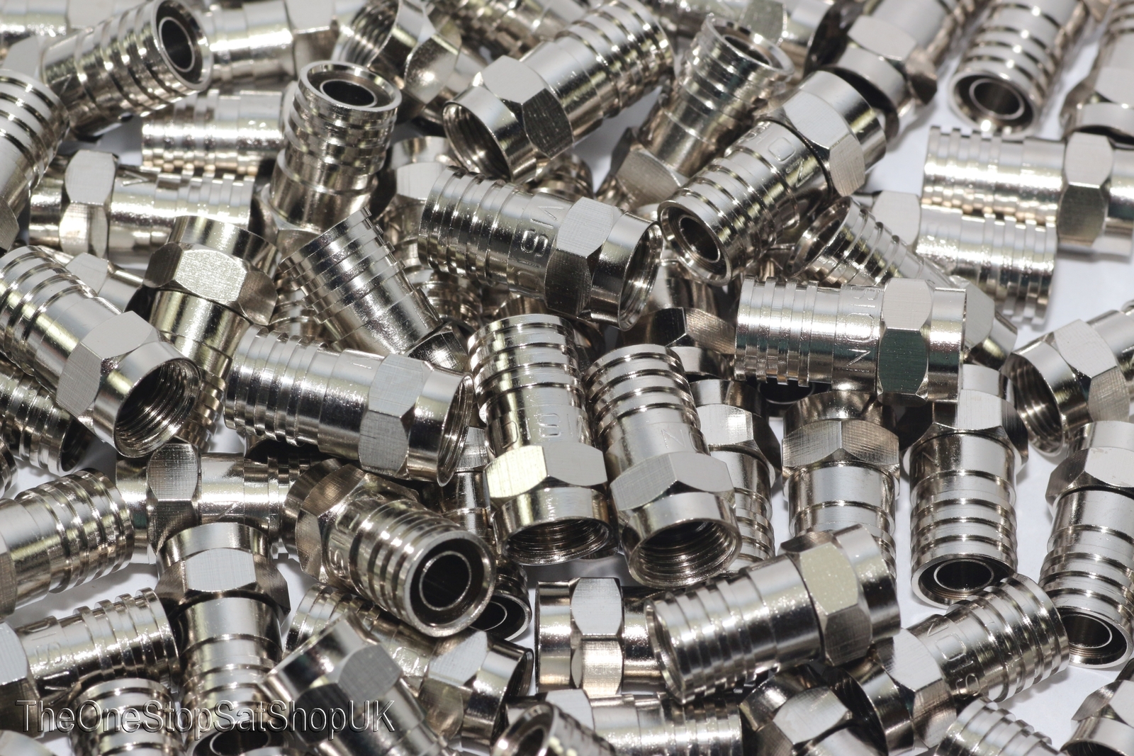 100 x Vision V17-101 Weatherproof Crimp Male F Plug Connector, RG6, WF100, CT100