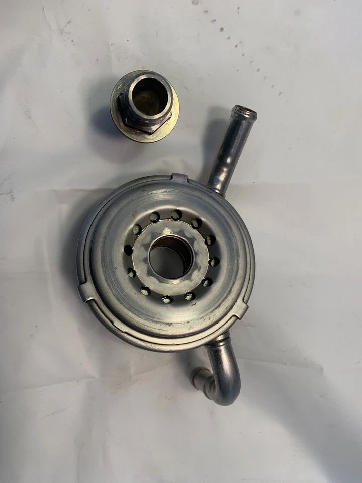 Enfriador de aceite OEM 2002-2007 Nissan Murano Quest Máxima Altima Foto 3 de 3