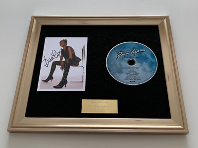 SIGNIERT/AUTOGRAPHIERT DUA LIPA - FUTURE NOSTALGIE GERAHMT CD PRÄSENTATION
