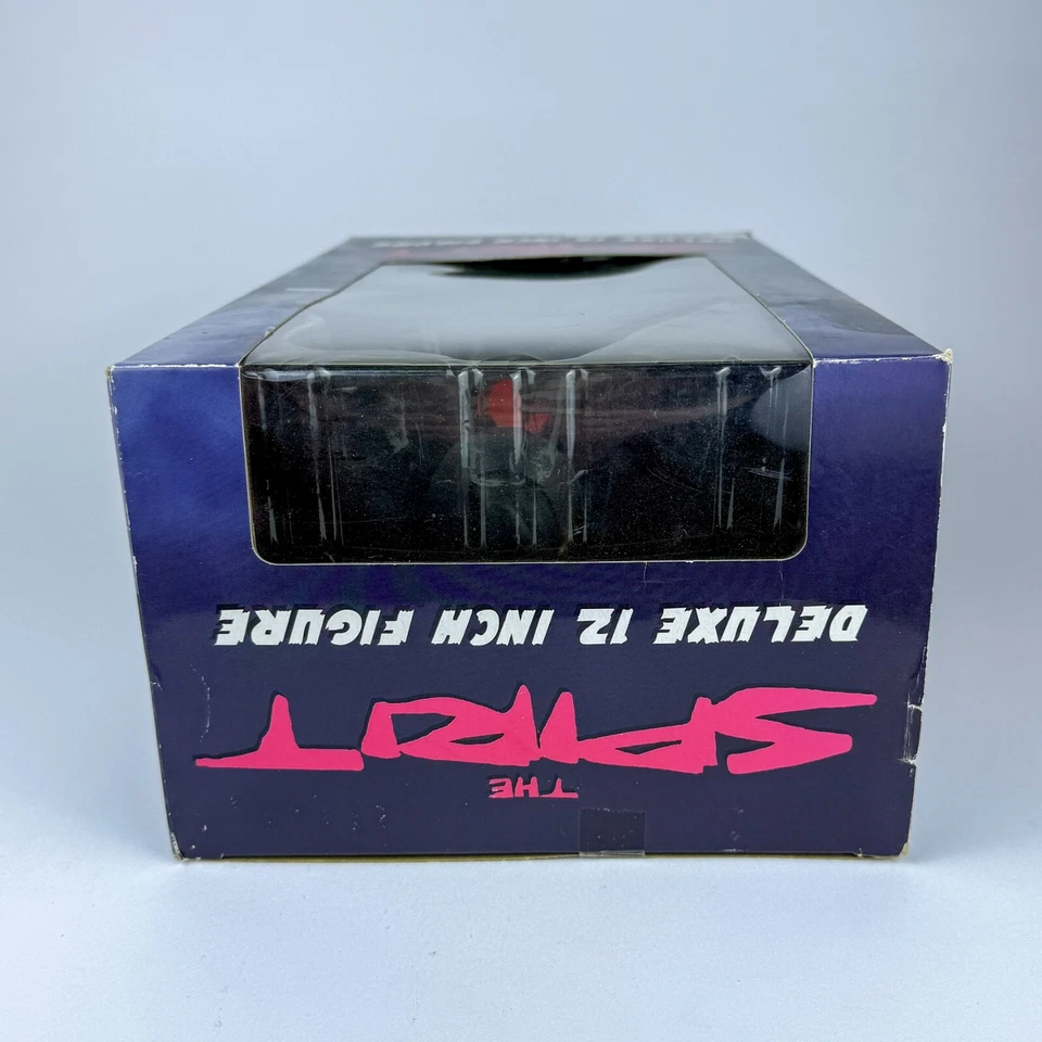 Boneco Mezco Toyz 2009 The Spirit Movie Deluxe 12" lacrado no pacote - Imagem 3 de 4