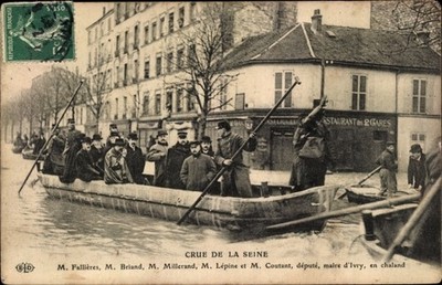Postcard La Crue de la Seine, M. Fallieres, M. Briand, M. Millerand, M.... - 3307315
