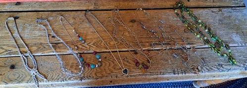 costume jewelry lot - Picture 1 of 5