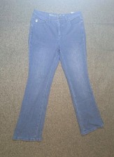 Belle by Kim Gravel Women's Jeans Comfort Medium Wash Sraight Denim Pants Sz 8