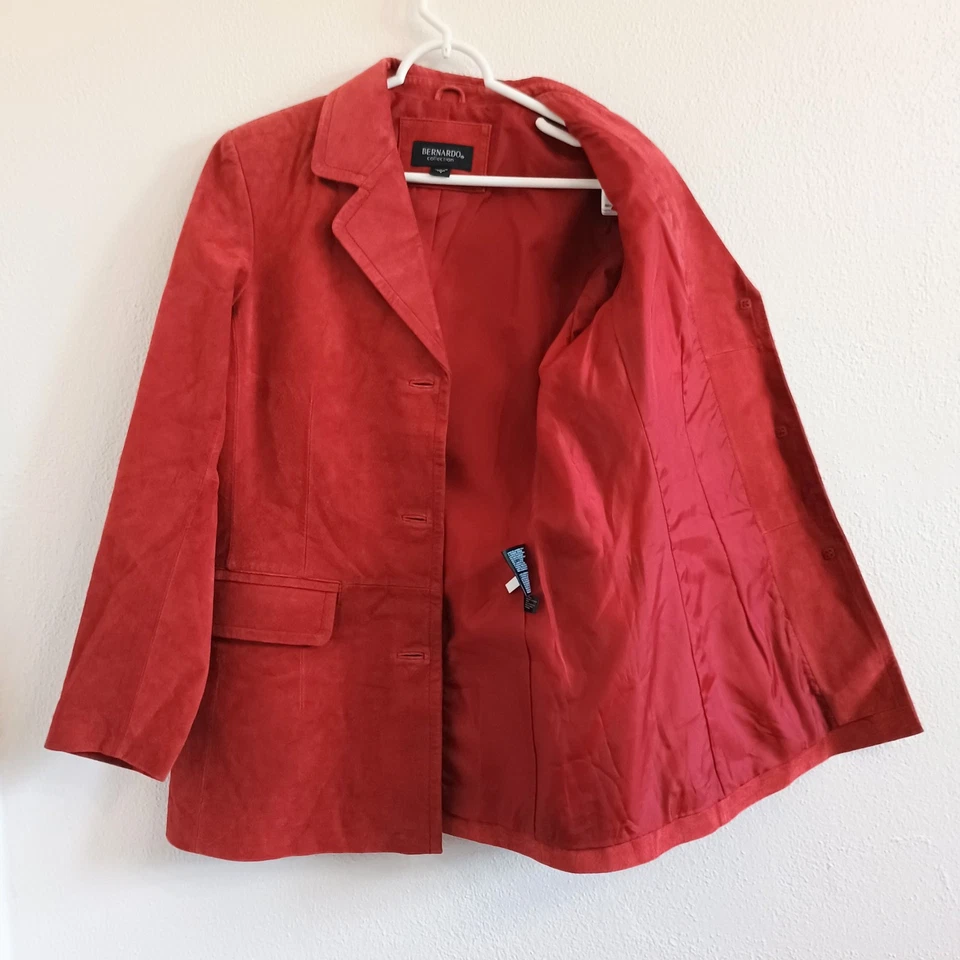 Conjunto de 6 faldas blazer de cuero gamuza color óxido/salmón Bernardo Collection para mujer Foto 3 de 4