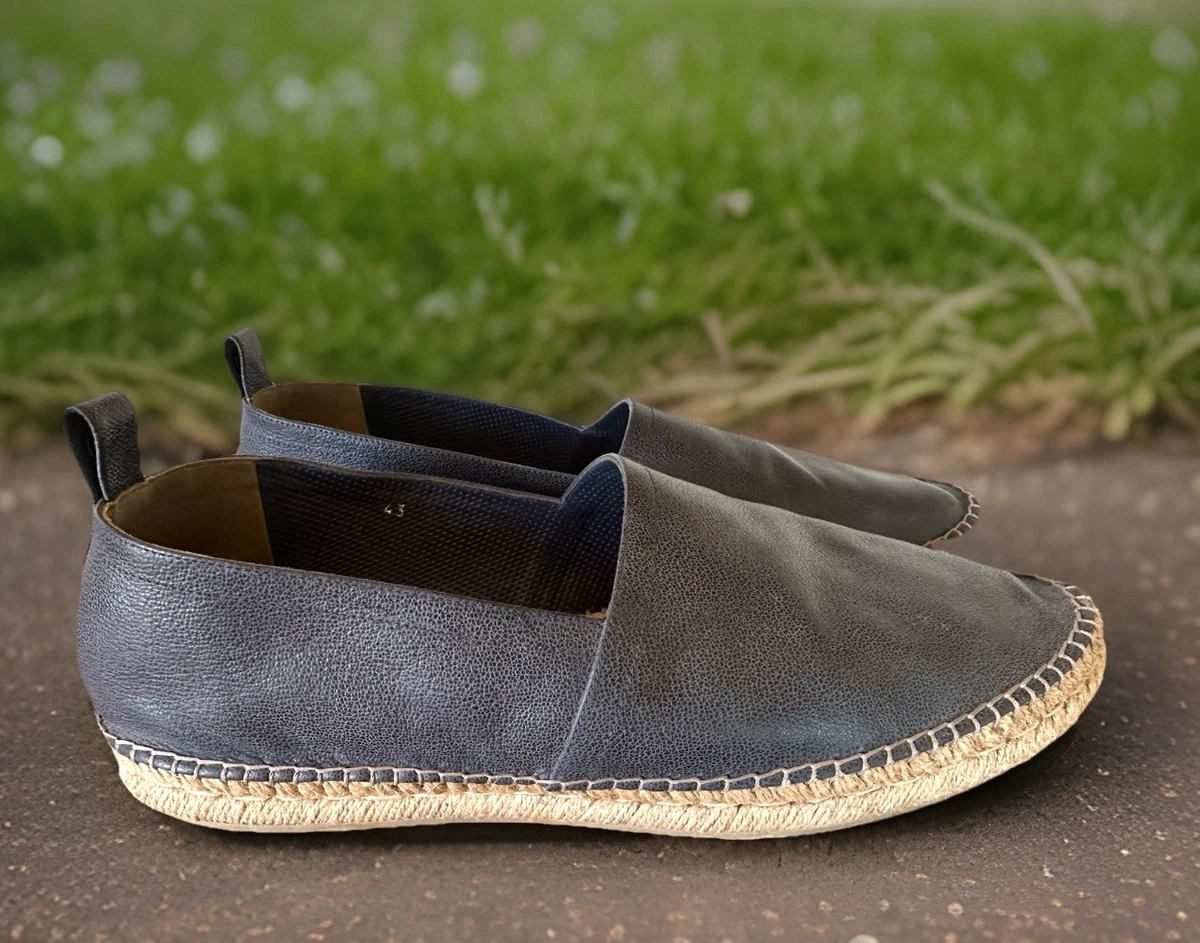 UGG M Chuck Stripe Mens Size 8 Blue White Canvas Chukka Espadrille Shoes w/ Box Amazon.com | UGG Neumel Corduroy Chukka, Dark Sapphire, Size  main image 3