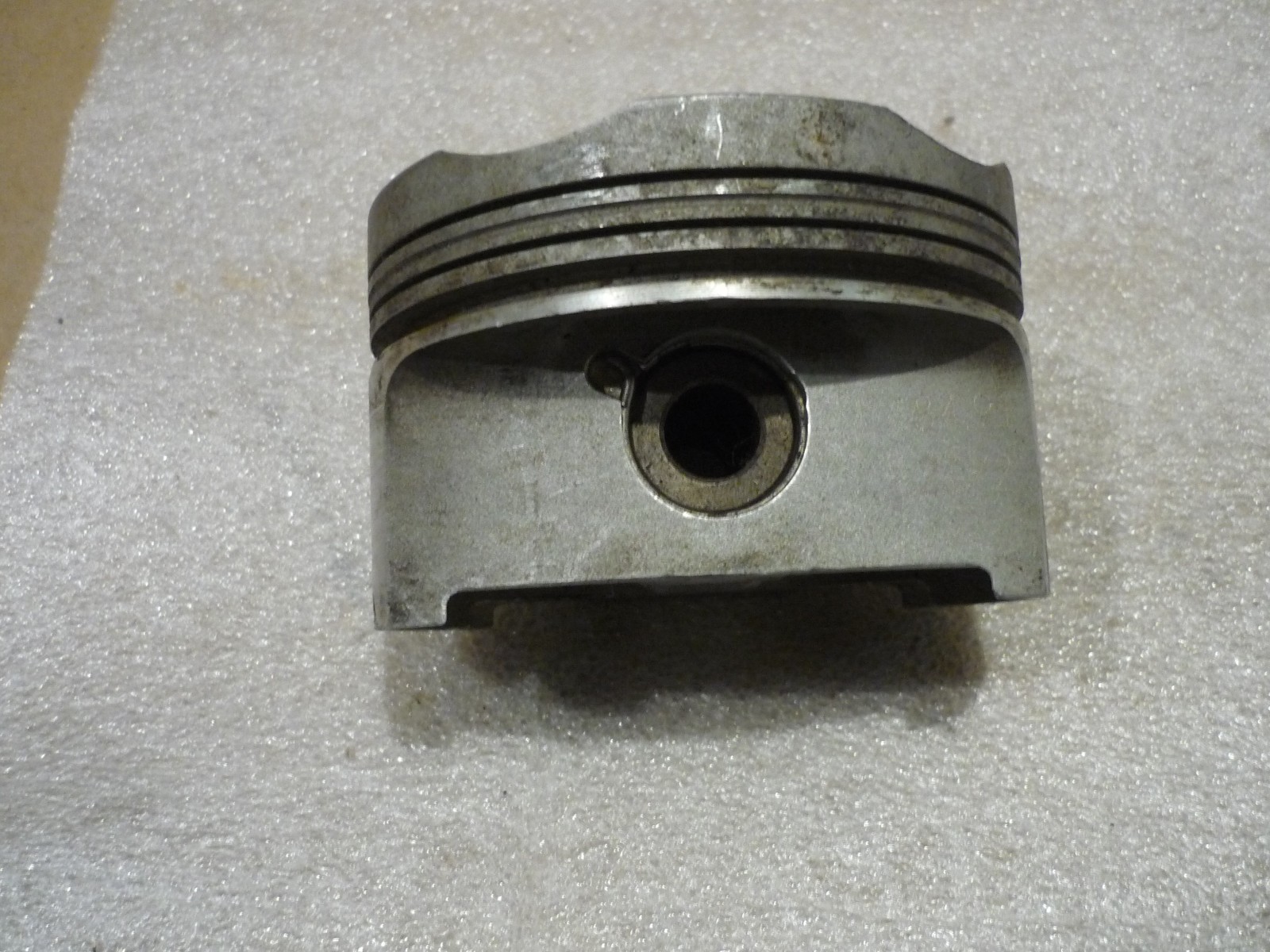 Ferrari 360 - Piston- P/N 179510