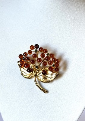 Vintage Grape Cluster Brooch Amber Lucite Beads Gold Leaves 1950s 1960s Pin