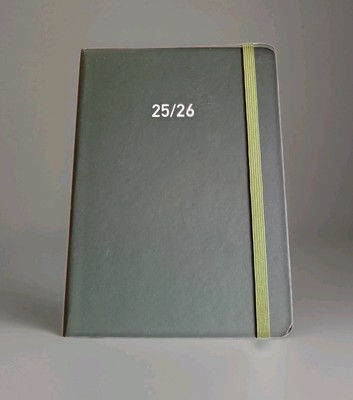  Angebot OSTERN  Neue   Schülerkalender Agenda 2025 /2026  GRÜN     3/6 Sprache