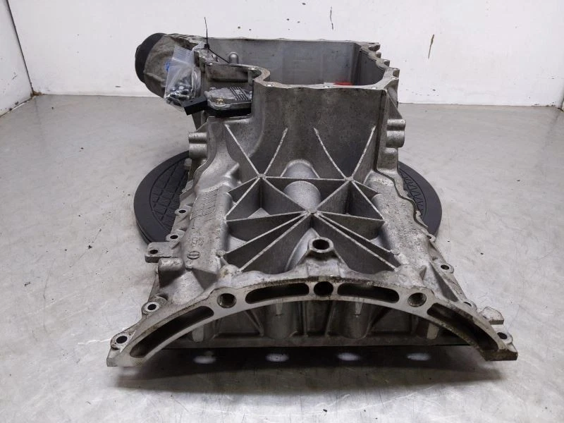 Oil Pan 4.8L Without Turbo Fits 08-10 PORSCHE CAYENNE 737581 - Image 2 of 4