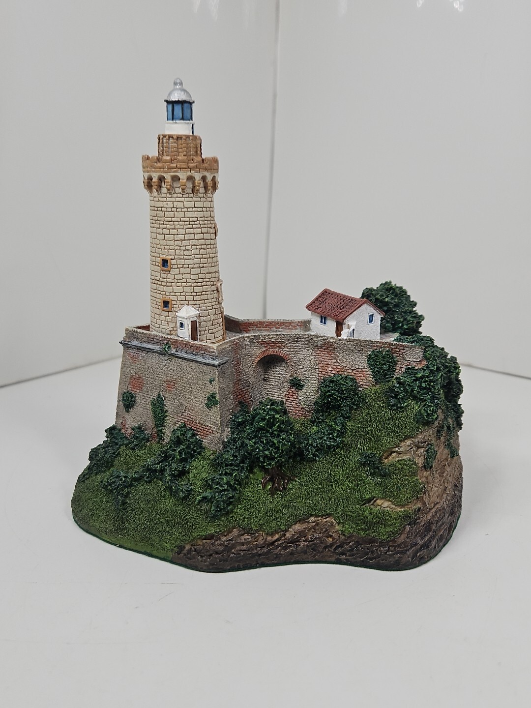 Portoferraio Lighthouse Danbury Mint 1994 Original Box Historical International
