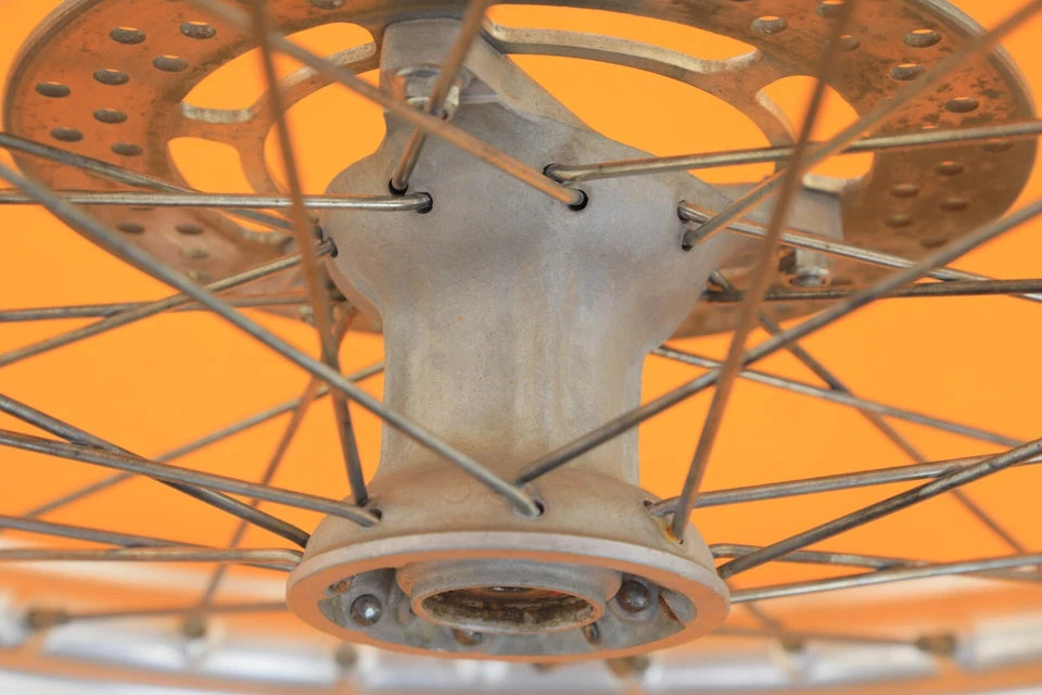 Conjunto de llanta de radios de buje de rueda delantera 90-01 2001 RM80 RM 80 OEM 54111-02B42 Foto 3 de 4