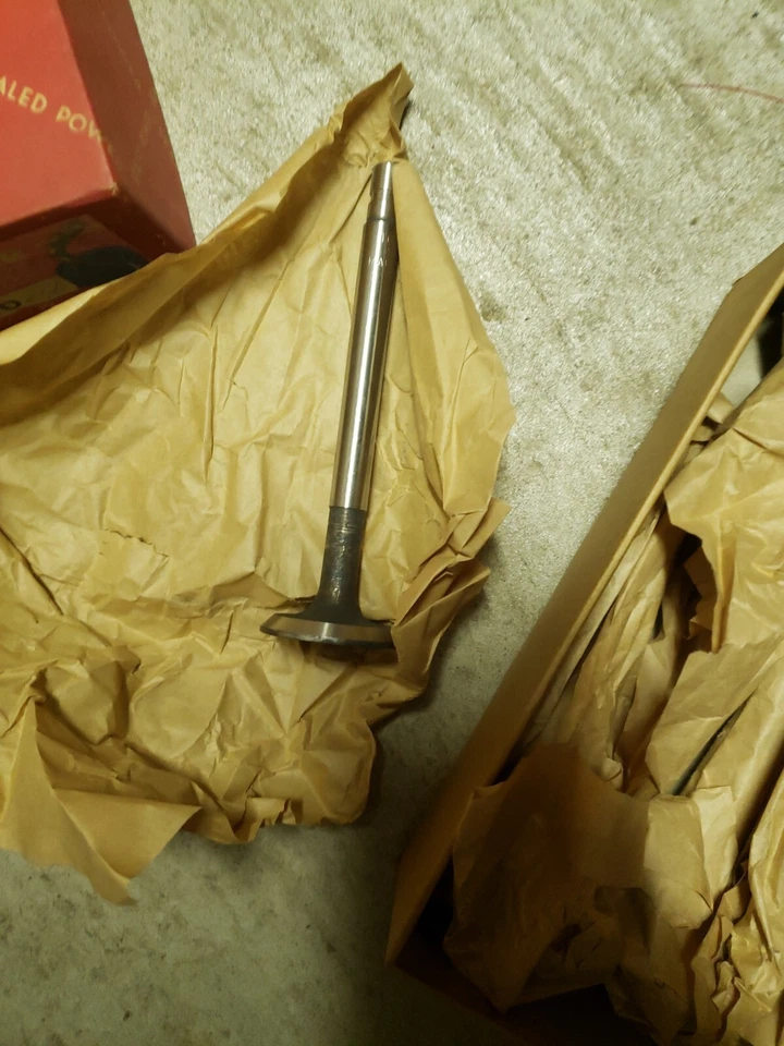 VÁLVULAS DE ESCAPE NORS Sealed Power VE-990 (7) TOLEDO 1849 Foto 4 de 4