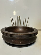 VINTAGE RUSTIC 7.5" NUTCRACKER WITH NUT CRACKER AND 6 PICKS