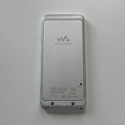 Sony Walkman NW-S14K Digital Media Player 8GB Bluetooth White Very