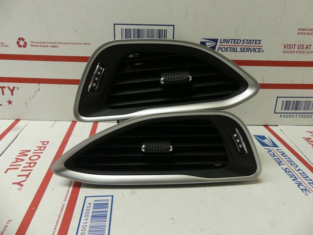 2017 2018 2019 CHRYSLER PACIFICA INTERIOR DASH AIR VENTS | eBay