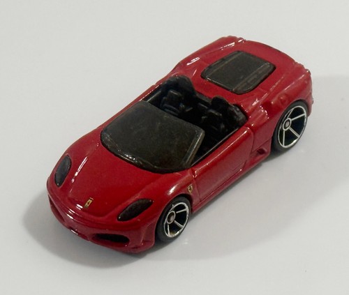 1/18 Hot Wheels FERRARI F430 spider Rouge Cf Photos