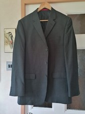 Man's Burton Essential jacket size 40