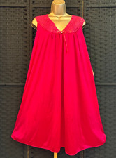 VANITY FAIR NIGHTGOWN Large KNIGHTHOOD RED PINK Vintage NOS Nylon Babydoll NWT