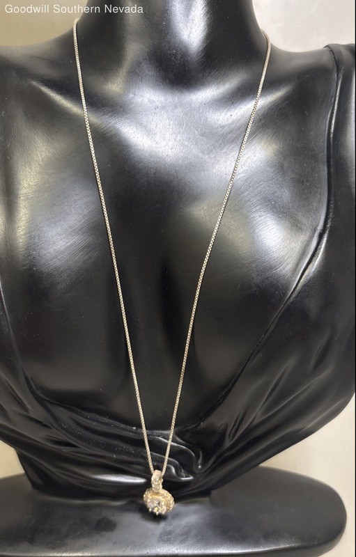 17" Silver Chain White Stone Halo Pendant Necklace