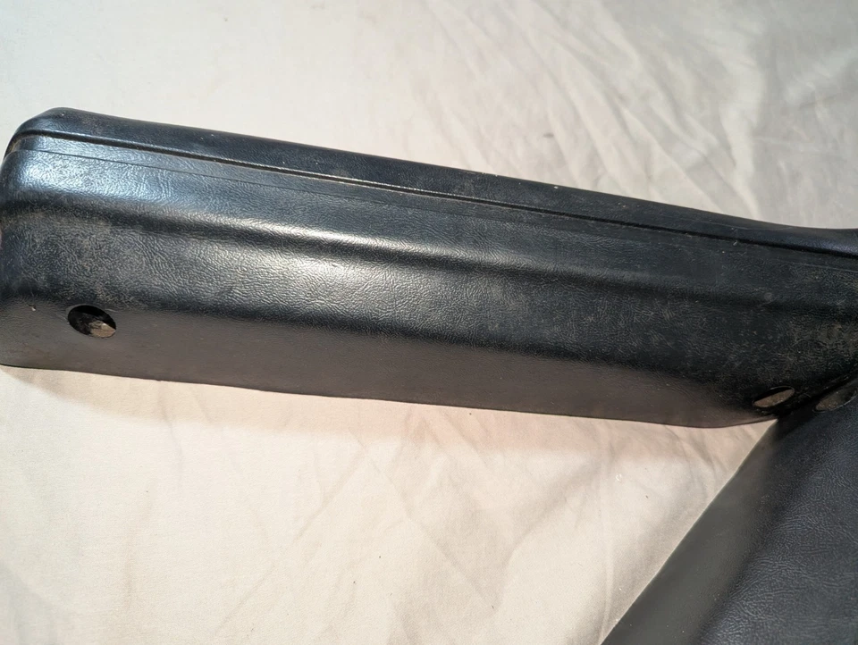 1982-1992 Camaro Firebird Trans Am conjunto de apoio de braço puxador de porta LH e RH fabricante de equipamento original  - Imagem 2 de 4