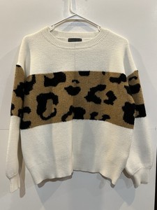 Dress Up Women’s Sweater White Cheetah Print Long Sleeve Size Small