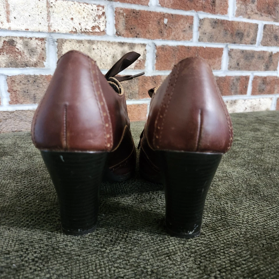 B.O.C Zandi Cuero Con Cordones Oxford 3" Tacón Bloque Talla 9 Academia Terciopelo Cordones  Foto 4 de 4