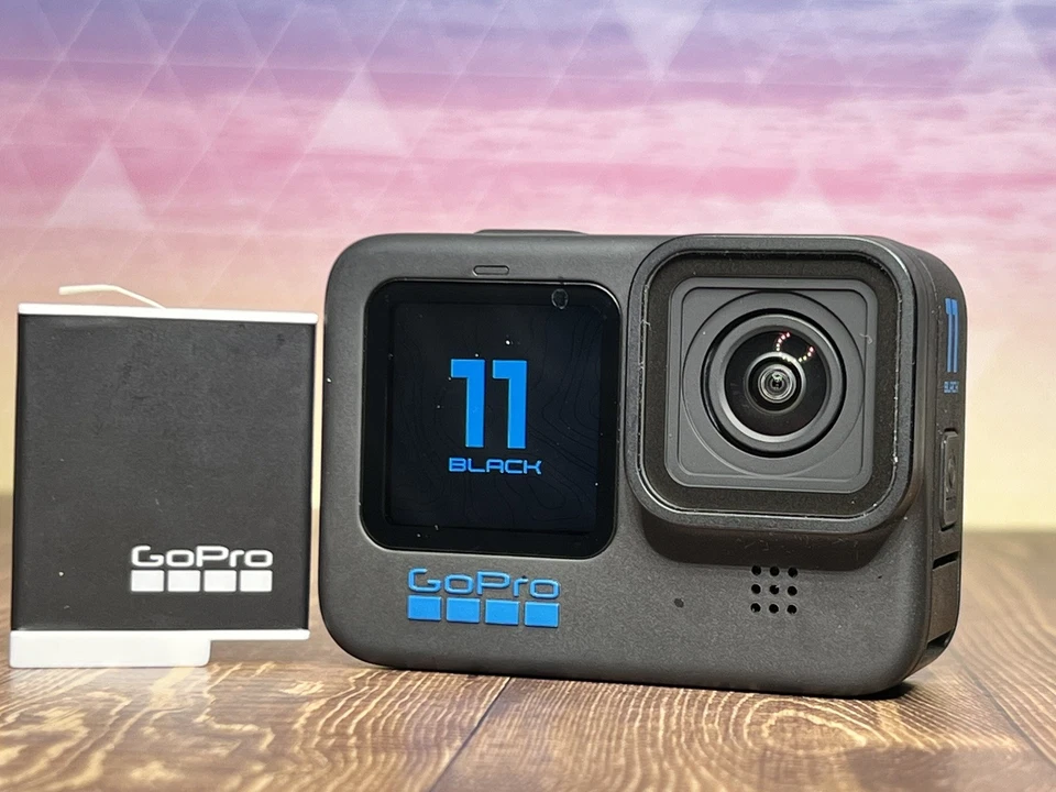 GoPro HERO11 Black 5K Video 23MP Streaming Action Camera includes Battery - Image 2 of 4