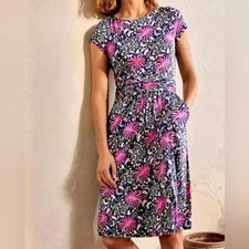 Boden Short Sleeve Amelia Jersey Dress Tropical Charm Print Size 12 NWT Vacation