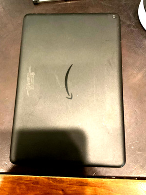 Amazon Fire HD 10 (11th Gen, 2021) 32GB Wi-Fi Tablet   Model T76N2B   Black