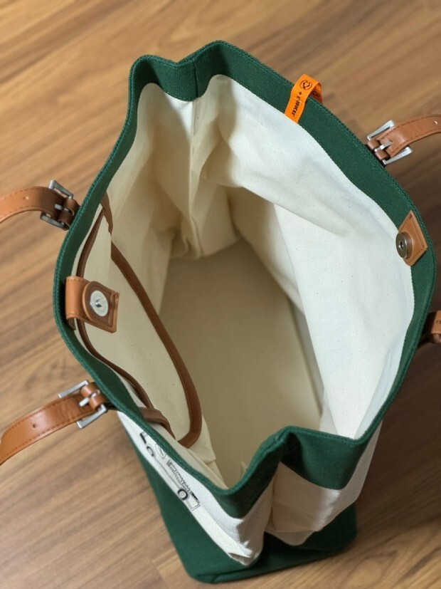 STARBUCKS Korea x Penguin Books Big Book Bag 100% Cotton