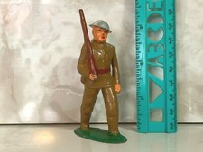 Vintage WW I Lead Soldier Marching With Rifle #777 Made In USA 3rd