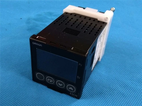  1PCS Temperature Controller AC100~240V  E5CN-Q2MT-500 