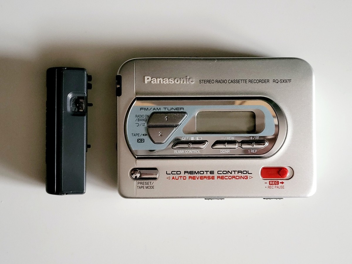ポータブルプレーヤー Panasonic RQ-S7F stereo radio cassette ポータブルプレーヤー Panasonic RQ-S7F stereo radio cassette