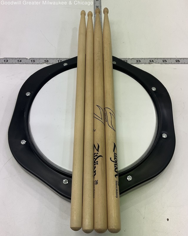 Drum Practice Pad W/ 2 Sets Of Drum Sticks
