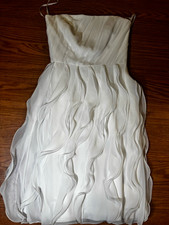 B2 White Strapless A-Line Knee-Length Dress Ruffles Ruching Zip Size 8