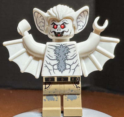LEGO Man-Bat Rebirth White Fur Minifigure sh0660 DC Batman-76160 Bat Base