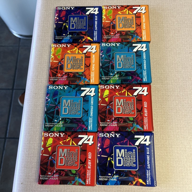 (8) Sony MD MiniDiscs Colour Collection Mix 74mins Sealed New 2 each of 4 colors