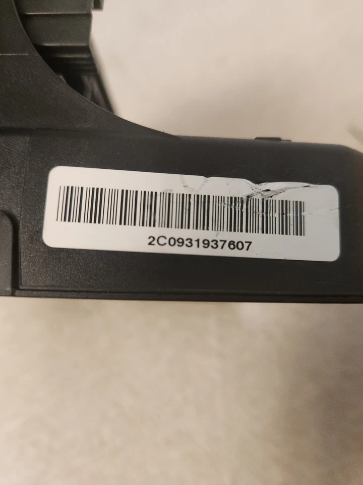 Caja de fusibles relé módulo SAM delantero 10-16 Mercedes W212 E350 SLK250 CLS550 C350 FABRICANTE DE EQUIPOS ORIGINALES Foto 4 de 4