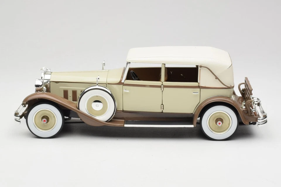 PACKARD001 Packard Brewster White Signature Models 1:18 - Immagine 4 di 4