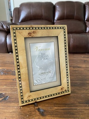Lawrence Frames Verona Fine Italian Design for 4  x  6   VTG Wood Tone Check