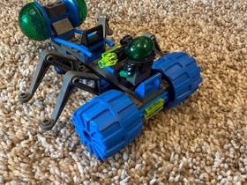 Lego 6837 Space Insectoids COSMIC CREEPER Complete