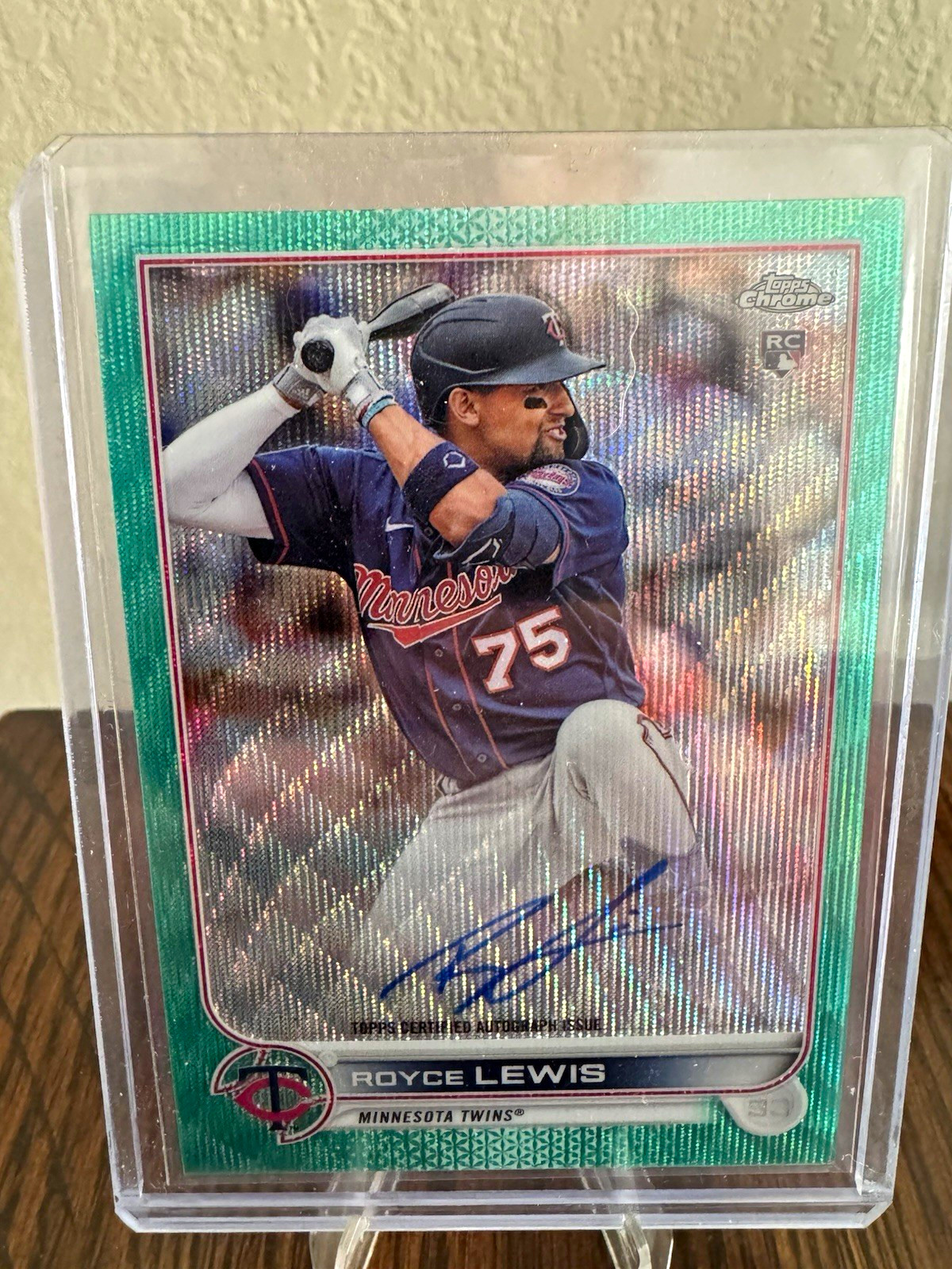2022 Topps Chrome Royce Lewis RC Auto #RA-RL Aqua Wave Refractor /199 Twins