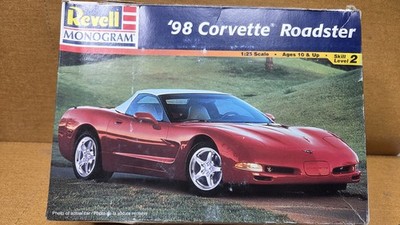 1998 CORVETTE ROADSTER  1/25 Scale REVELL Monogram Model Kit  PARTS MISSING