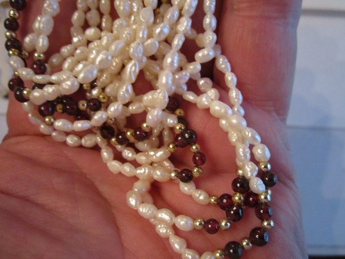 FRESHWATER PEARLS & 10K GOLD & AMETHYST NECKLACE (22") & BRACELET (8") SET - Picture 9 of 9