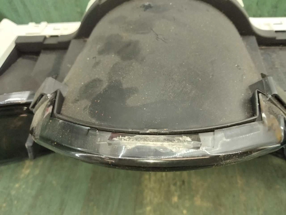 2007 ACURA RDX SPEEDOMETER GAUGE INSTRUMENT CLUSTER W TACH 78120STKA12 - Image 3 of 4